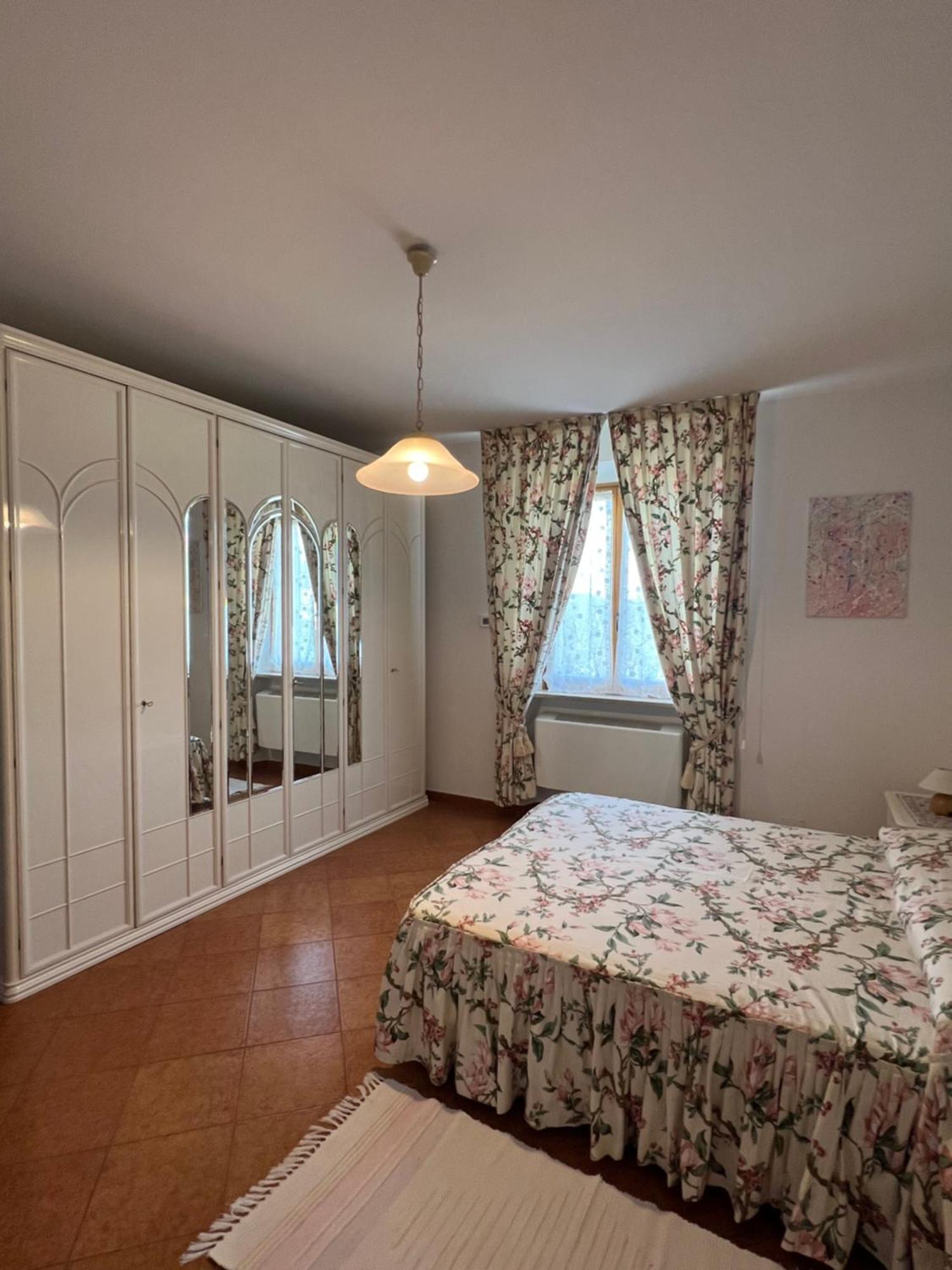 La Casa Di Montelonti Apartment *