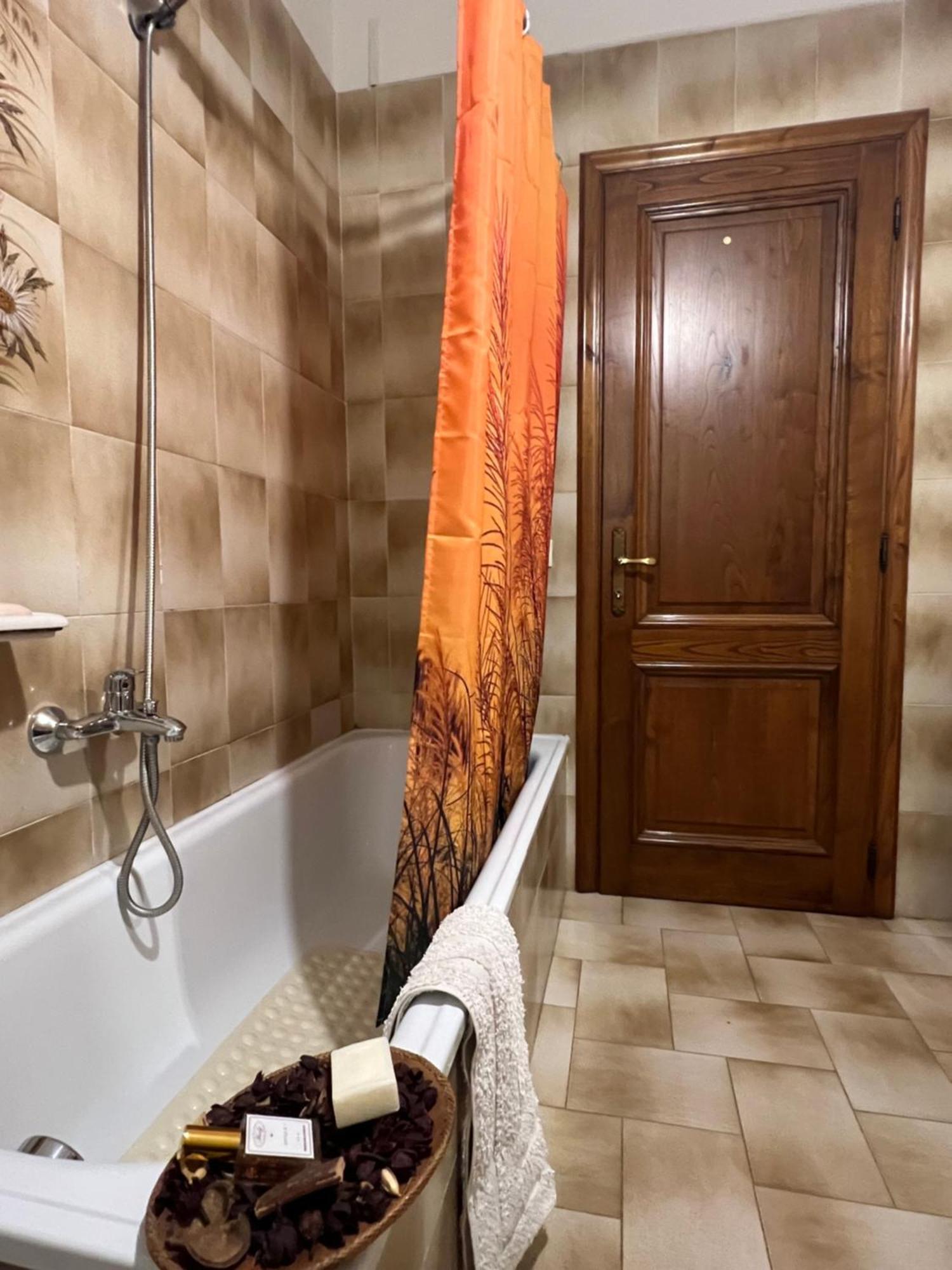 La Casa Di Montelonti Appartement *
